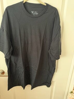 Men's Short Sleeve Crew Tee — Charcoal